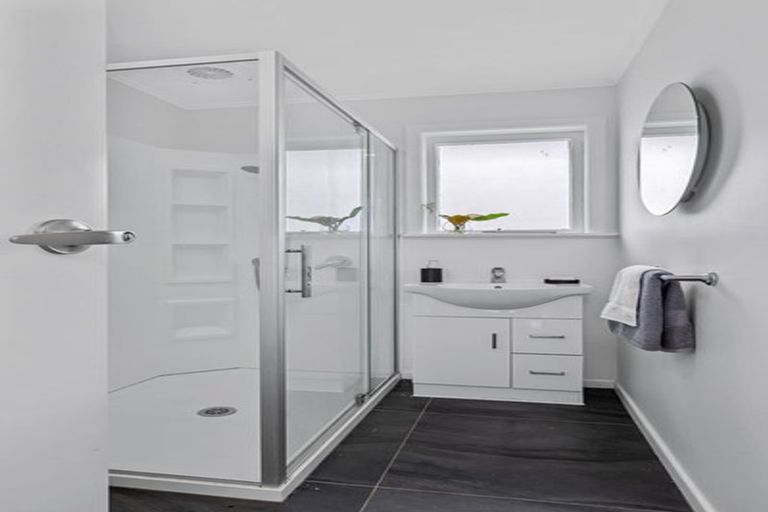 Photo of property in 630 Te Atatu Road, Te Atatu Peninsula, Auckland, 0610