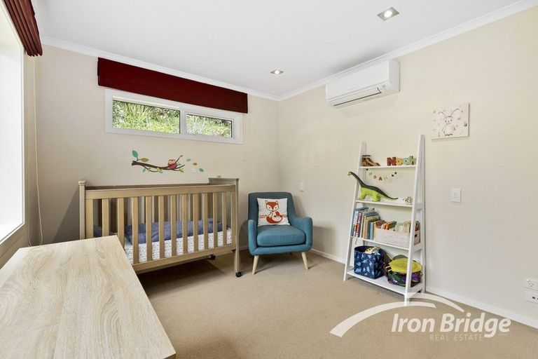 Photo of property in 129g Rangatira Road, Beach Haven, Auckland, 0626