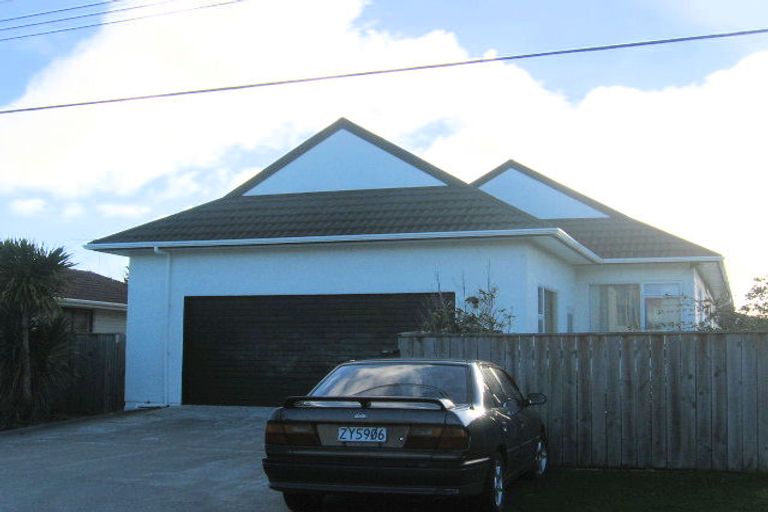 Photo of property in 13a Falla Street, Paraparaumu Beach, Paraparaumu, 5032