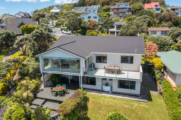 Photo of property in 11 Mercury Way, Whitby, Porirua, 5024