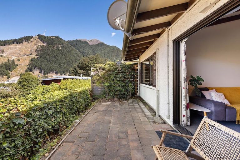 Photo of property in 10/14 Malaghan Street, Queenstown, 9300