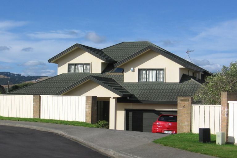 Photo of property in 4 Gresford Place, Churton Park, Wellington, 6037