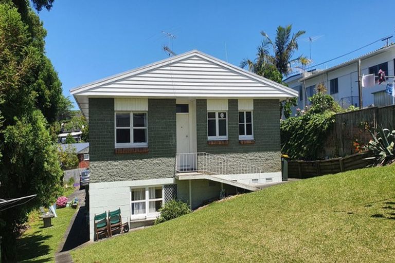 Photo of property in 125 Birkdale Road, Birkdale, Auckland, 0626