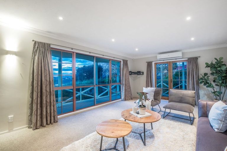 Photo of property in 17 Leeward Drive, Whitby, Porirua, 5024