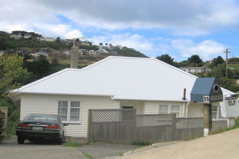 Photo of property in 33 Hindmarsh Street, Johnsonville, Wellington, 6037