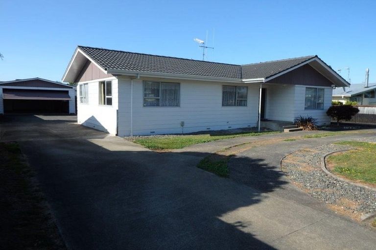 Photo of property in 81 Pohutukawa Drive, Pukete, Hamilton, 3200