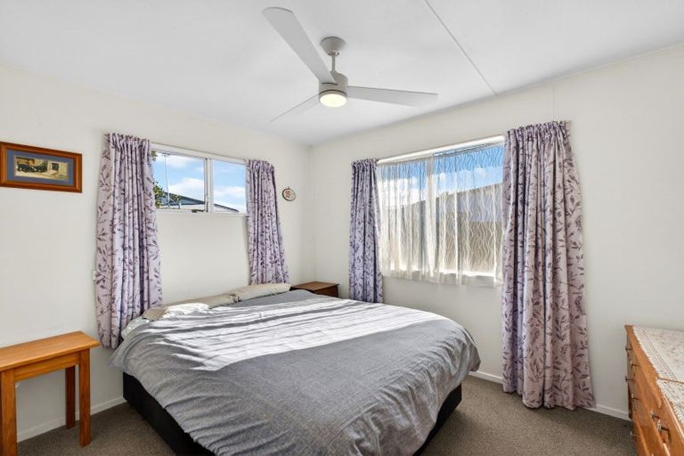 Photo of property in 237 Flaxmere Avenue, Flaxmere, Hastings, 4120