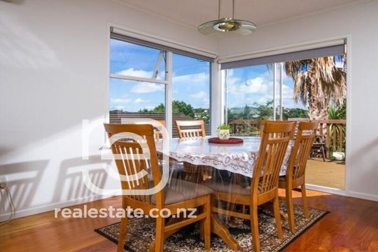 Photo of property in 84 Glamorgan Drive, Torbay, Auckland, 0630