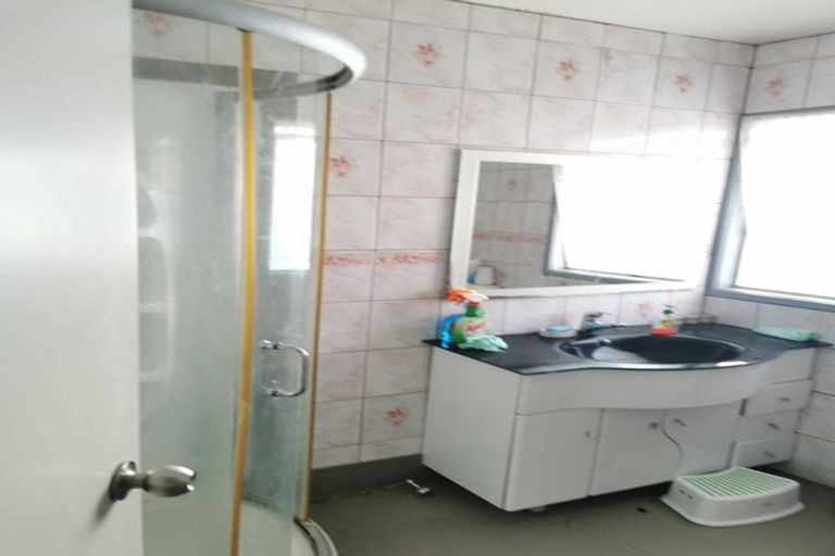 Photo of property in 42 Beaufort Place, Papatoetoe, Auckland, 2025