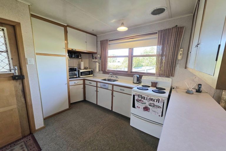 Photo of property in 42 Glendale Crescent, Holmes Hill, Oamaru, 9401