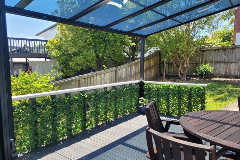 Photo of property in 2/157 Spinella Drive, Bayview, Auckland, 0629