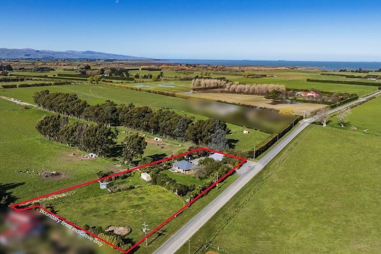 Photo of property in 635 Days Road, Springston, Christchurch, 7674