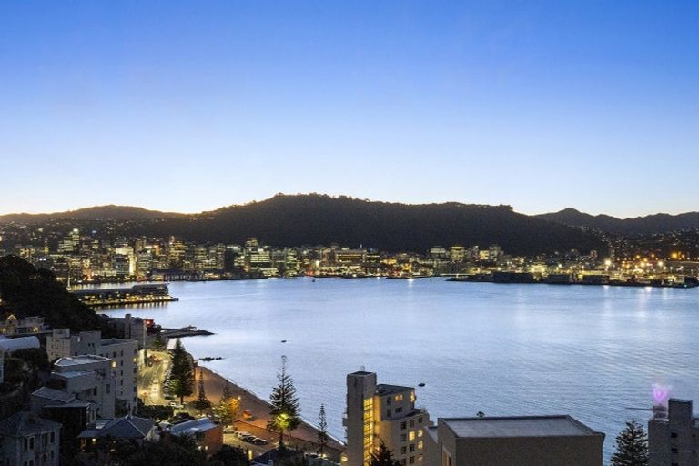 Photo of property in Alto Apartments, 4a/22 Telford Terrace, Oriental Bay, Wellington, 6011