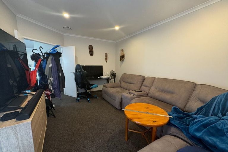 Photo of property in 8 Hehan Close, Cambridge, 3434