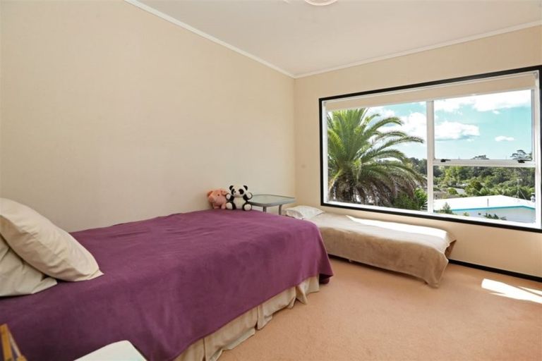 Photo of property in 29 Eyre Street, Henderson, Auckland, 0612