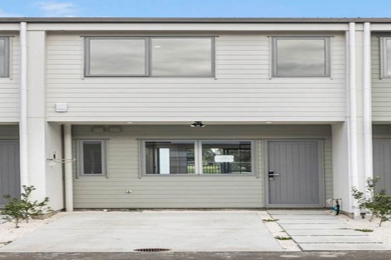 Photo of property in 6 Ikara Road, Papatoetoe, Auckland, 2025