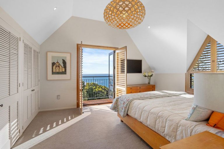 Photo of property in 10 Tuawera Terrace, Clifton, Christchurch, 8081