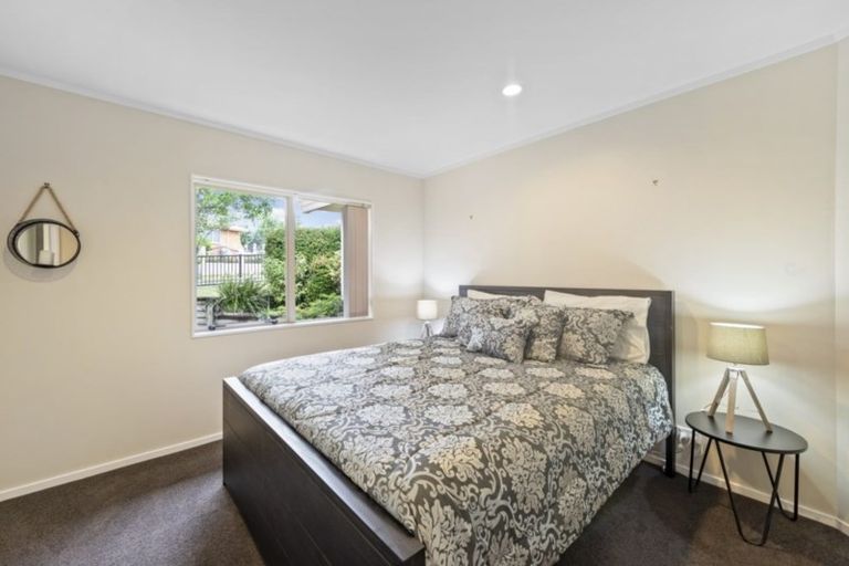 Photo of property in 1 Glenburn Place, Nawton, Hamilton, 3200