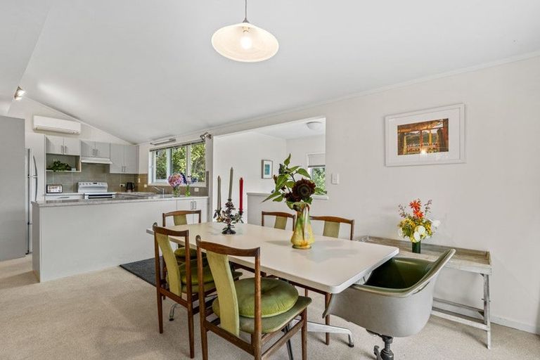 Photo of property in 1082 Sandspit Road, Sandspit, Warkworth, 0982