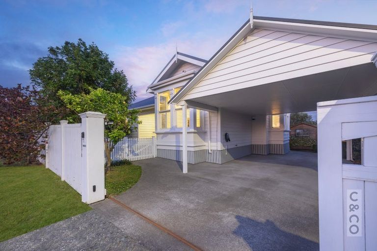 Photo of property in 25 George Street, Riverhead, 0820