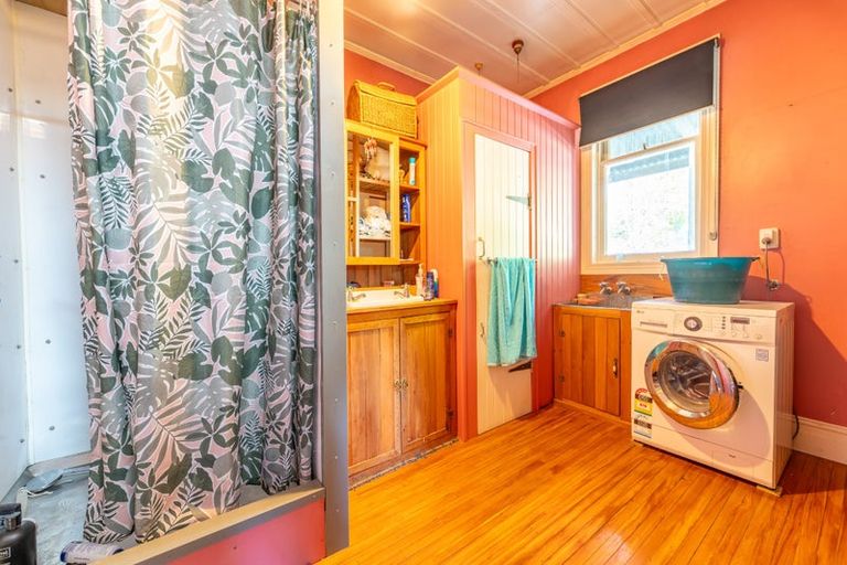 Photo of property in 114 Talbot Street, Geraldine, 7930