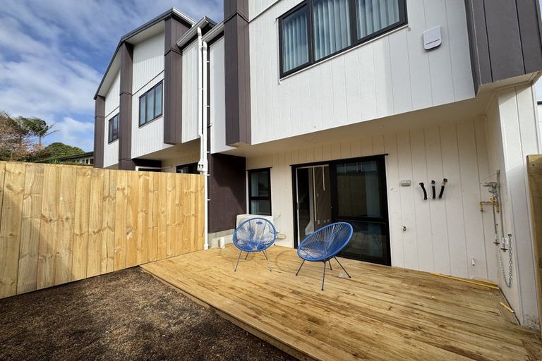 Photo of property in 1/27 Landscape Road, Papatoetoe, Auckland, 2025