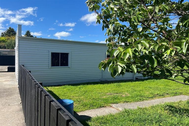 Photo of property in 9 Totara Street, Marton, 4710