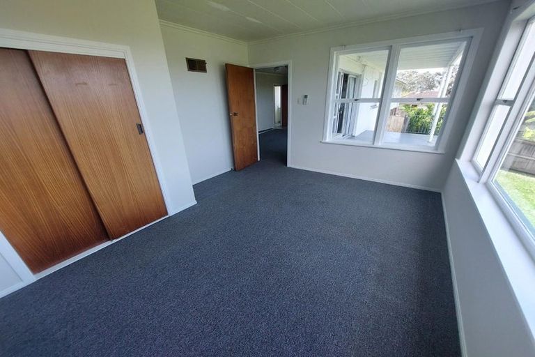 Photo of property in 11 Keegan Drive, Massey, Auckland, 0614