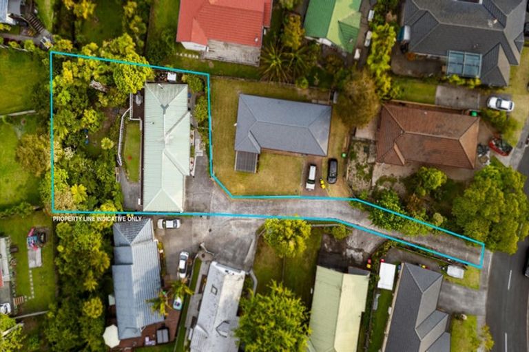 Photo of property in 24 Milan Drive, Glen Eden, Auckland, 0602