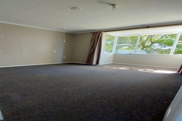 Photo of property in 1394 Devon Road, Brixton, Waitara, 4382