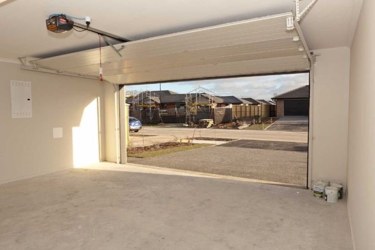 Photo of property in 17 Fernham Way, Rolleston, 7615