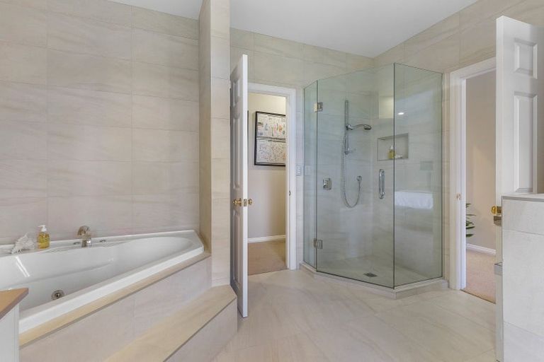 Photo of property in 84 Potts Road, Whitford, Howick, 2571