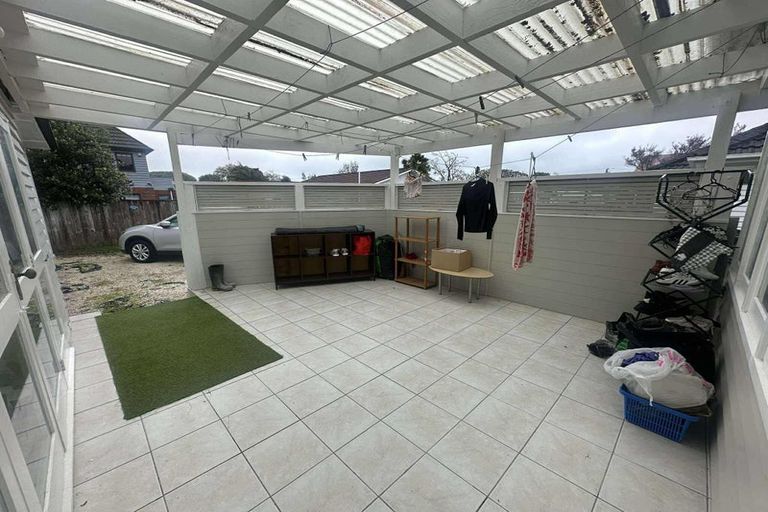Photo of property in 22 Saint Ronans Avenue, Waterloo, Lower Hutt, 5011