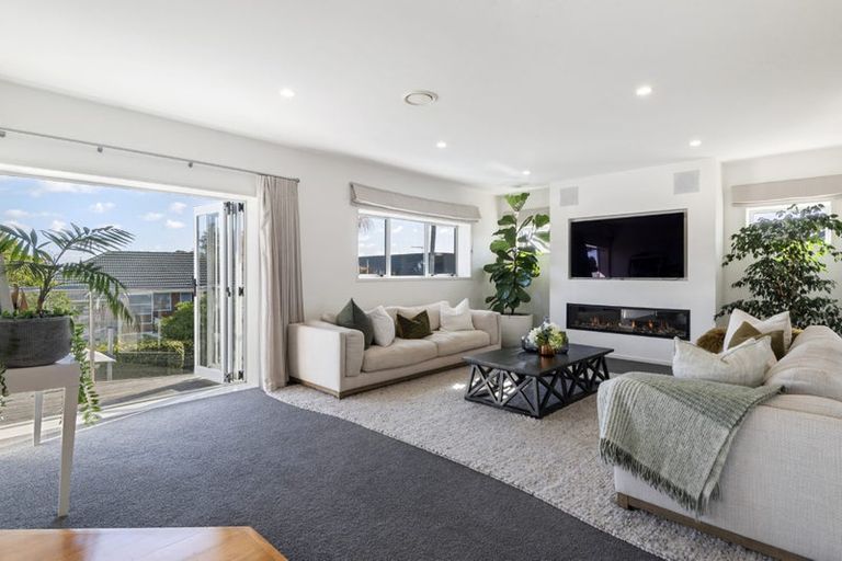 Photo of property in 27 Hemi Street, Narrow Neck, Auckland, 0622