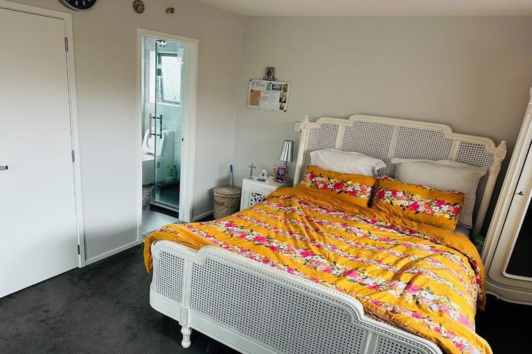 Photo of property in 9 Holland Street, Pukekohe, 2120