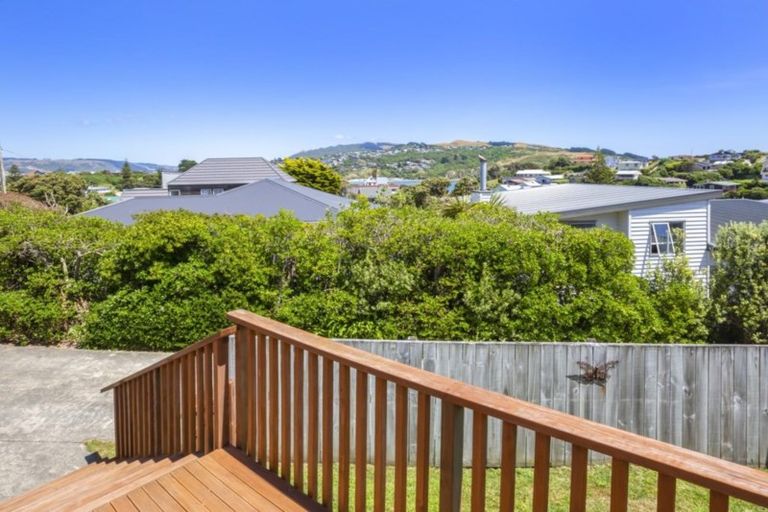 Photo of property in 21 Richard Street, Titahi Bay, Porirua, 5022