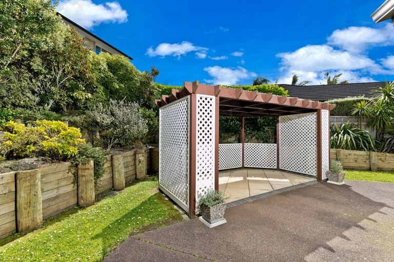 Photo of property in 58 Grand Drive, Orewa, 0931