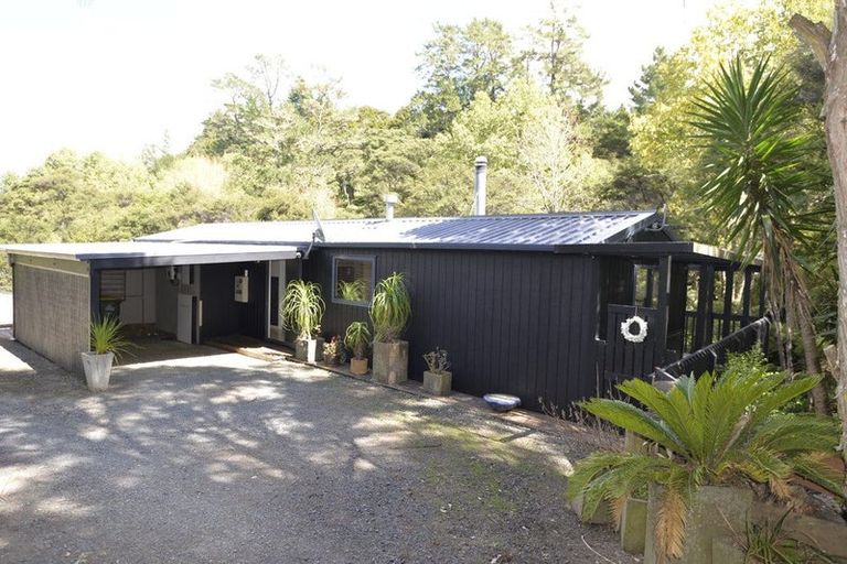 Photo of property in 48 Lenzen Road, Puhoi, Warkworth, 0994