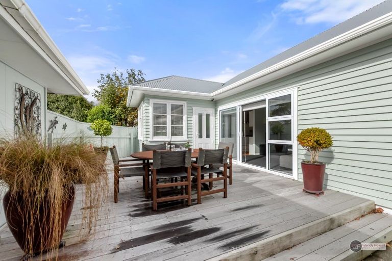 Photo of property in 1/215 Riverside Drive, Waterloo, Lower Hutt, 5011