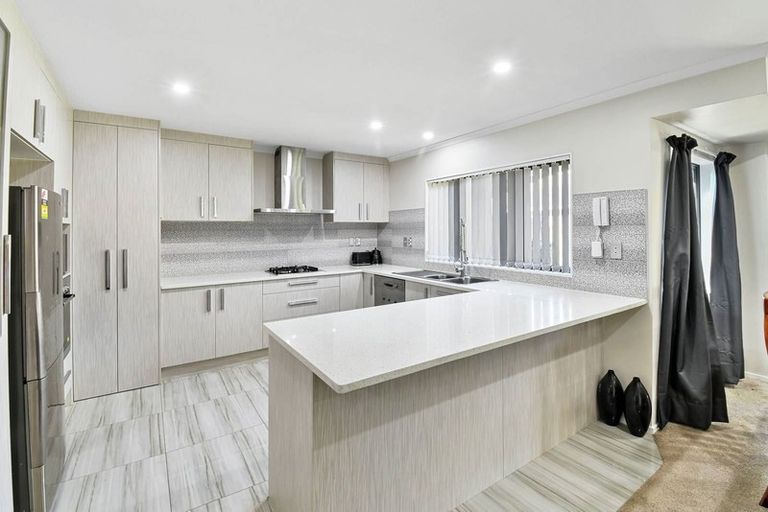 Photo of property in 61b Jellicoe Road, Manurewa, Auckland, 2102