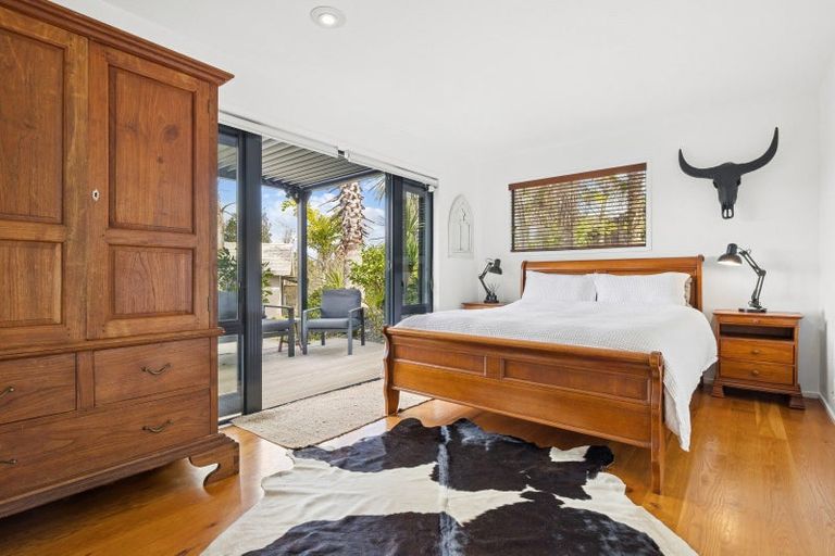 Photo of property in 5 Caversham Drive, Torbay, Auckland, 0630