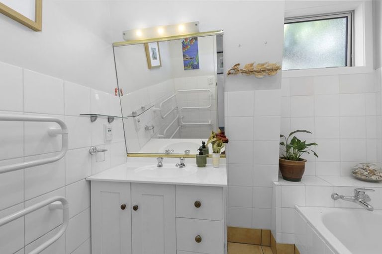 Photo of property in 140 Hill Road, Belmont, Lower Hutt, 5010