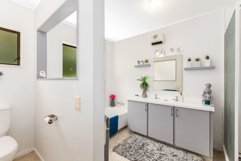 Photo of property in 58 Discovery Drive, Whitby, Porirua, 5024