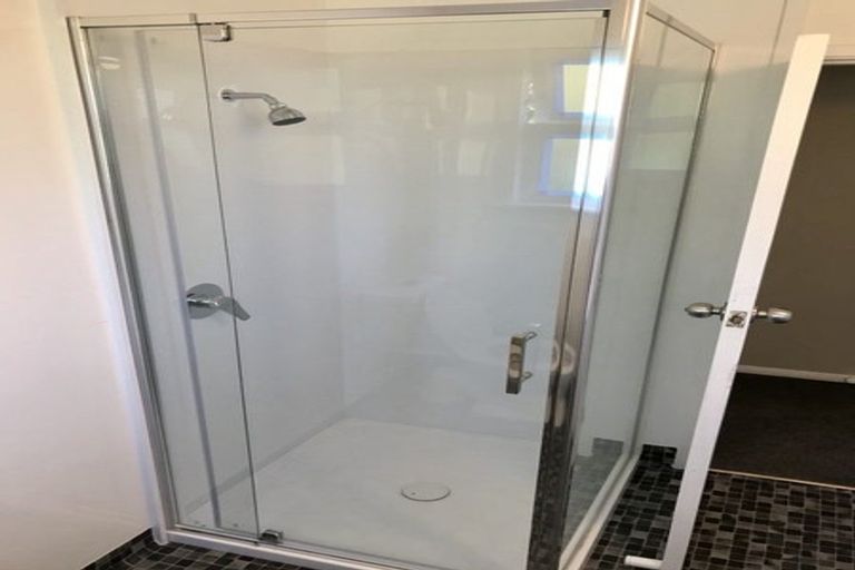 Photo of property in 92 Kowhai Street, Naenae, Lower Hutt, 5011