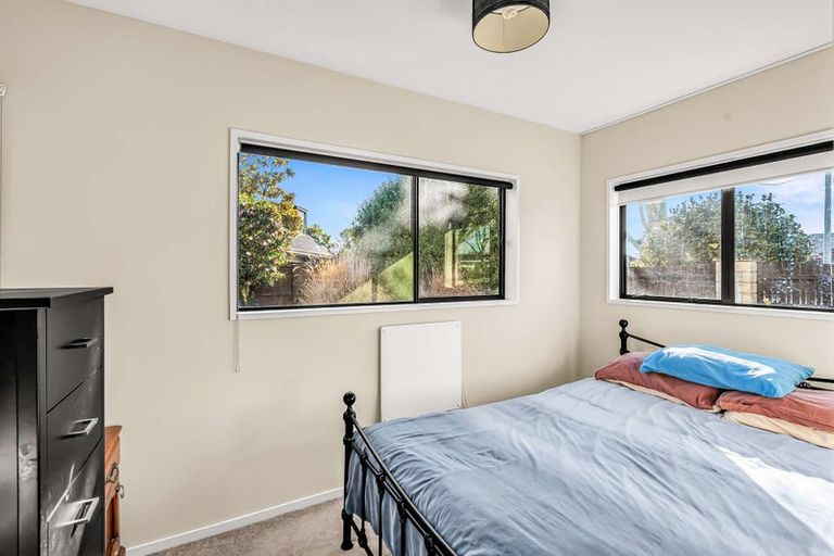 Photo of property in 23 Freebairn Street, Redwood, Christchurch, 8051