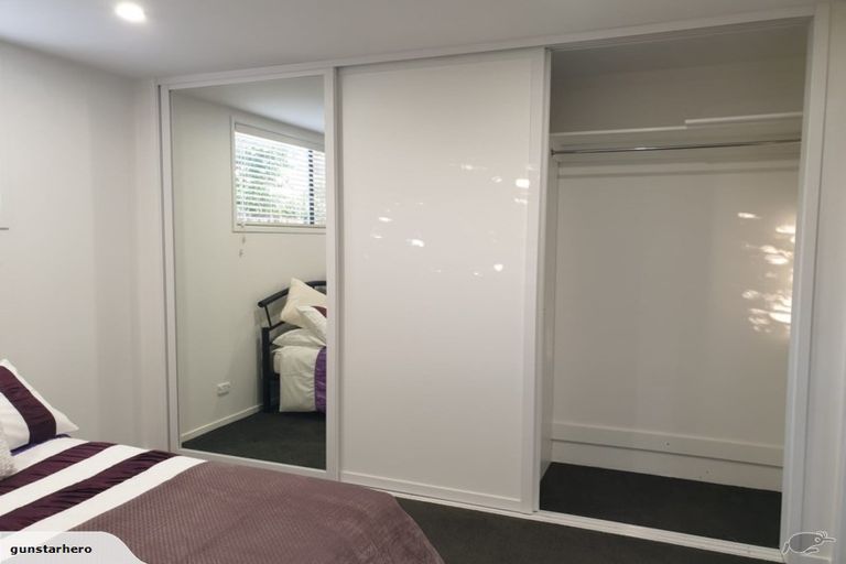 Photo of property in 9 Neil Avenue, Te Atatu Peninsula, Auckland, 0610