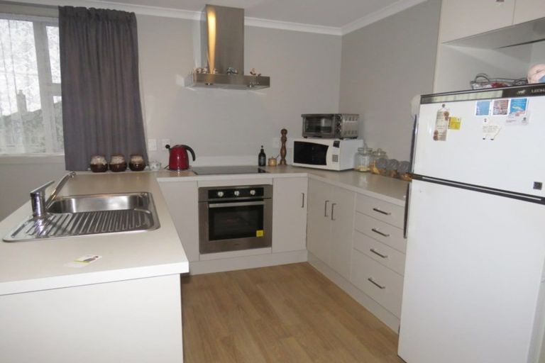 Photo of property in 2a Robertson Street, Oamaru North, Oamaru, 9400