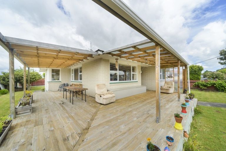 Photo of property in 58 Sherwill Street, Feilding, 4702
