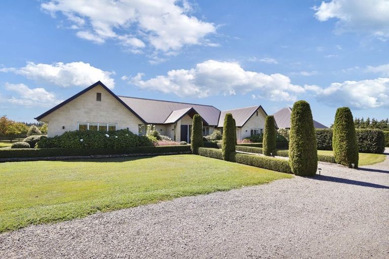 Photo of property in 178 School Road, West Eyreton, Rangiora, 7475