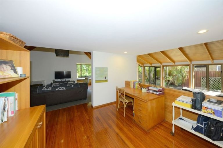 Photo of property in 8 Cephas Close, Sockburn, Christchurch, 8042